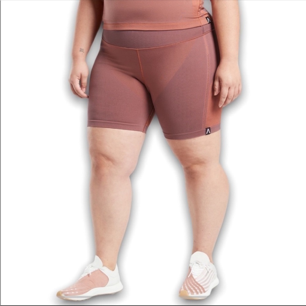 Athleta Legend Seamless Bike Shorts High Rise Allyson Felix Plus Size 2X